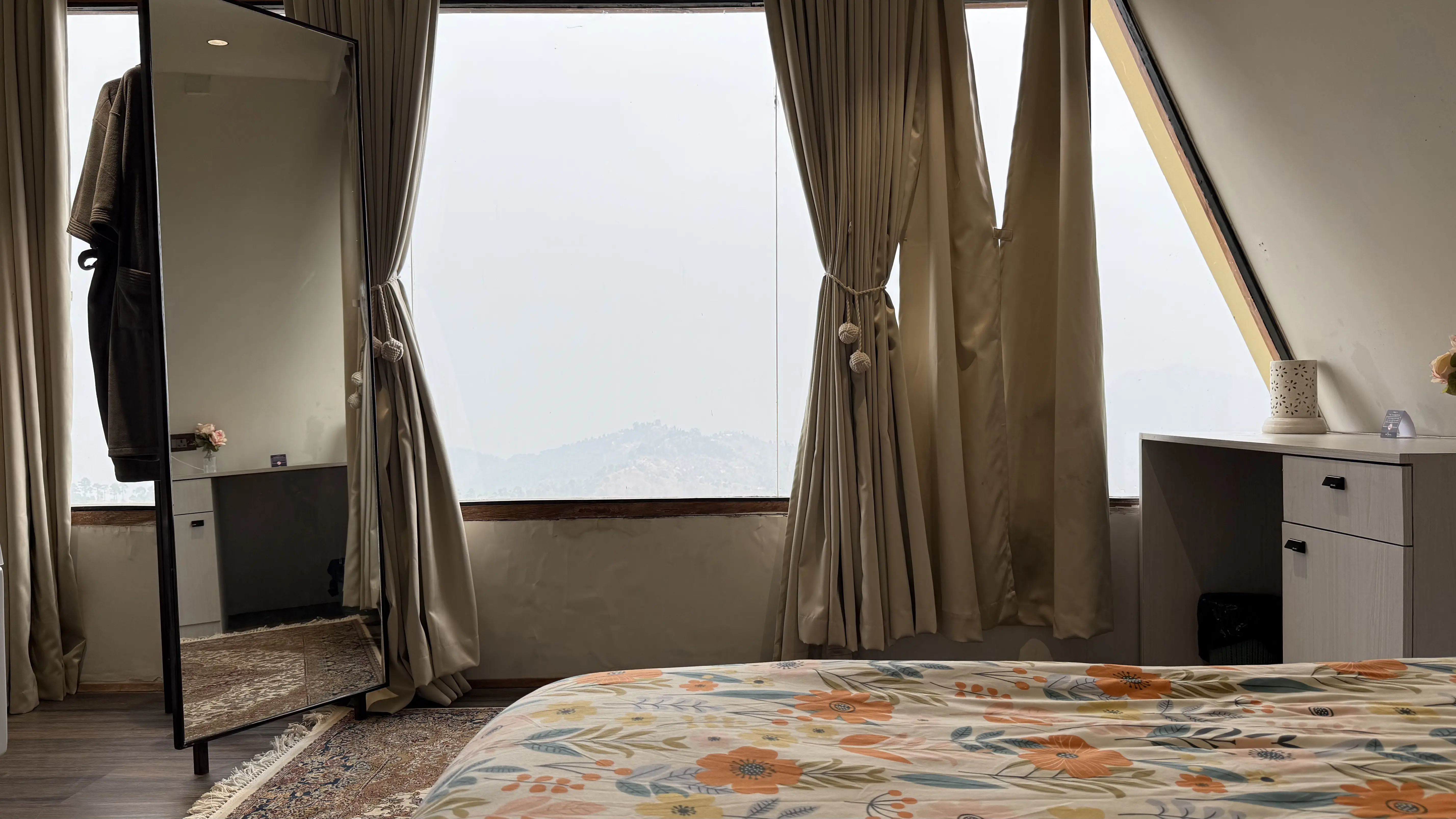 Jacuzzi Suite — photo 4