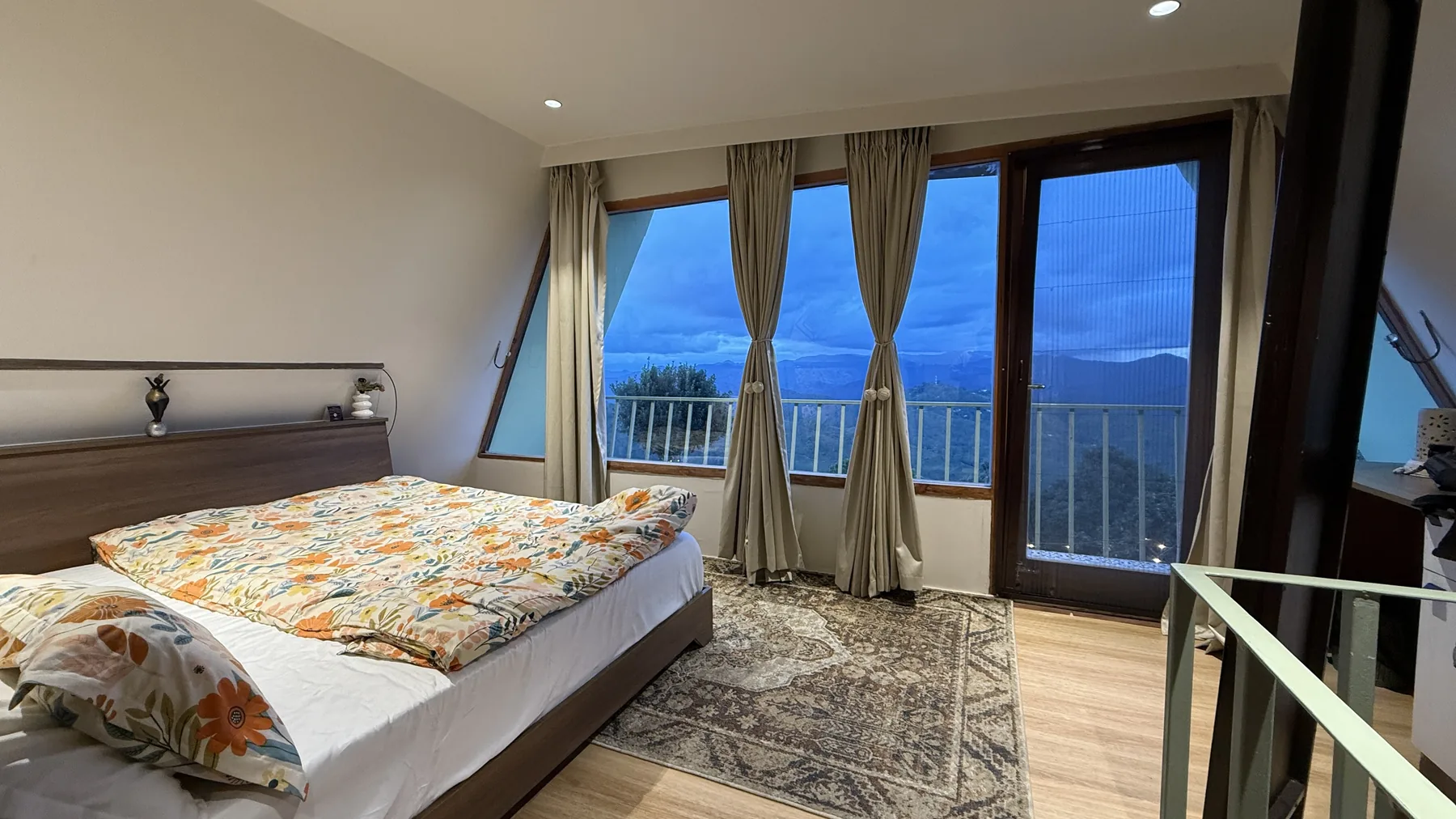 Executive duplex with Himalayan view (Suramya)